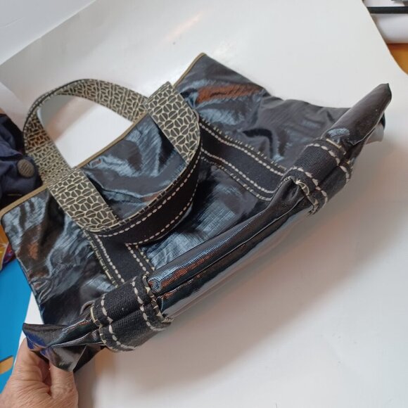 Fossil Key Per Bag Large Black Waxed Canvas Shoulder Tote - Picture 14 of 16